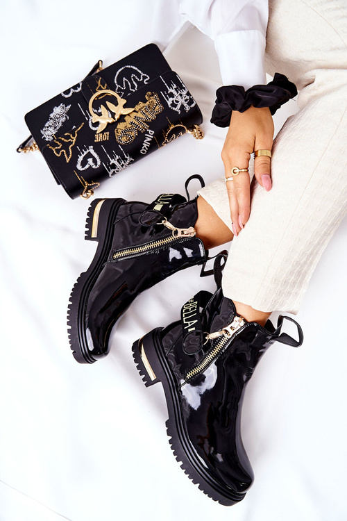 Klasyczne Botki Lakierowane Z Paskiem Czarne Lorie