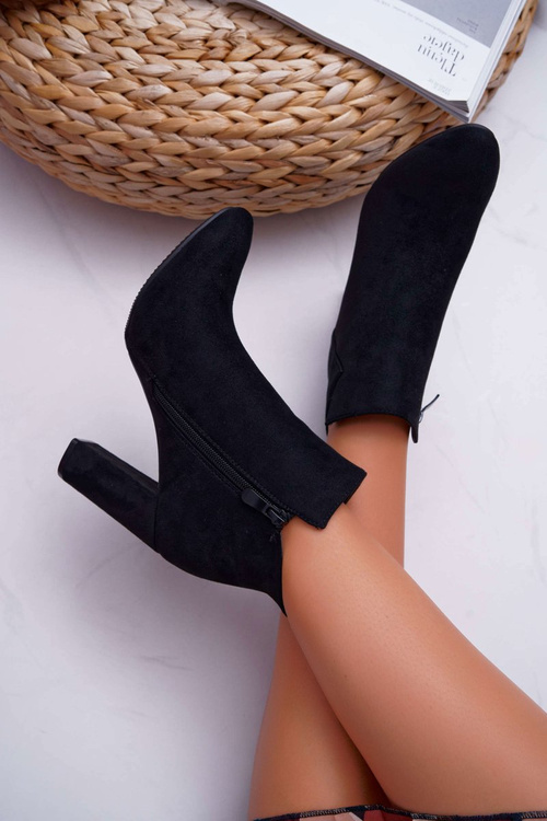 Botki Damskie Na Słupku Zamszowe Czarne Ruffle