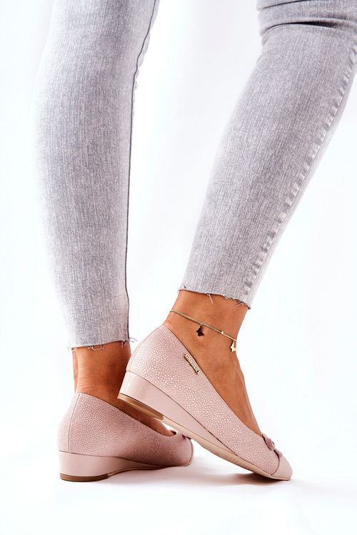 Skórzane Czółenka Na Koturnie Monnari 0590-M04 Jasnoróżowe