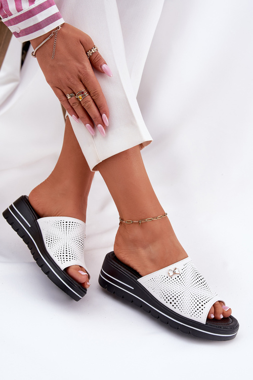 Skórzane Klapki Damskie Na Koturnie Vinceza 41477 Białe