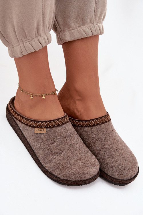 Kapcie Damskie Z Haftem Inblu NL000009 Ciemnobeżowe