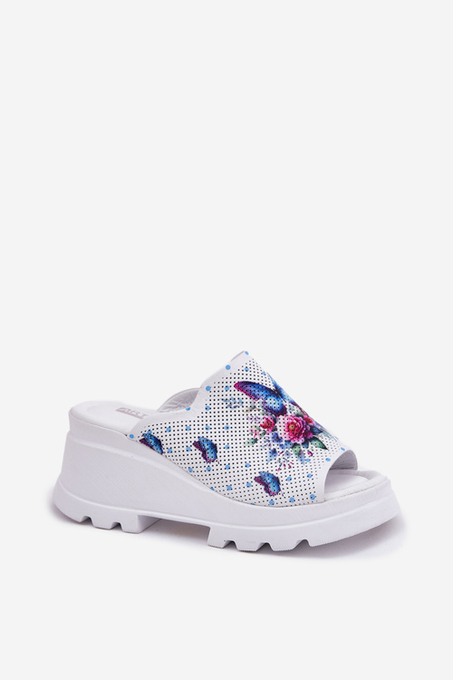 Skórzane Klapki Damskie Na Koturnie Artiker 56C0428 Białe