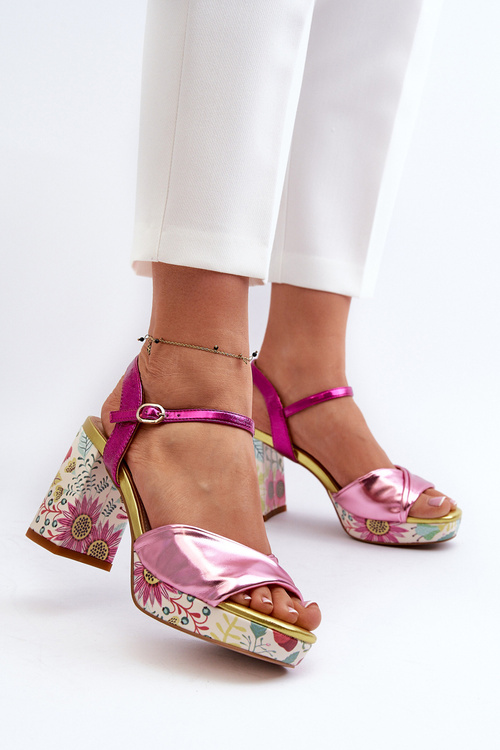 Sandały Damskie Na Słupku W Kwiaty D&A CR980 Różowe