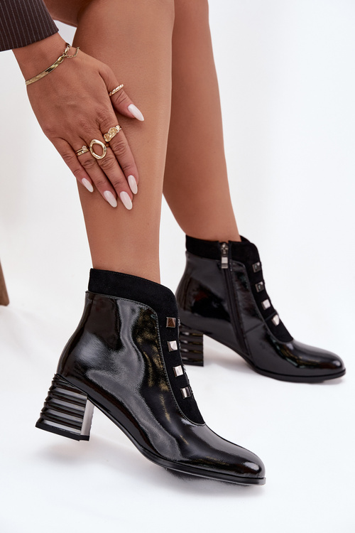 Skórzane Lakierowane Botki Damskie Na Słupku D&A MR52-144 Czarne