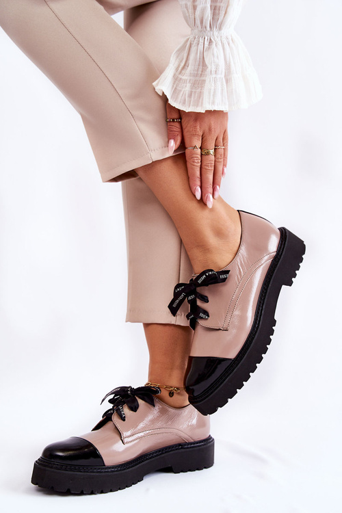 Lakierowane Półbuty Wiązane Laura Messi 2441 Beżowe