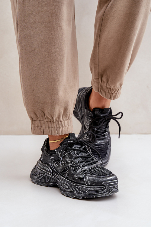 Sneakersy Damskie Z Przetarciami Na Platformie Czarne Seladwen