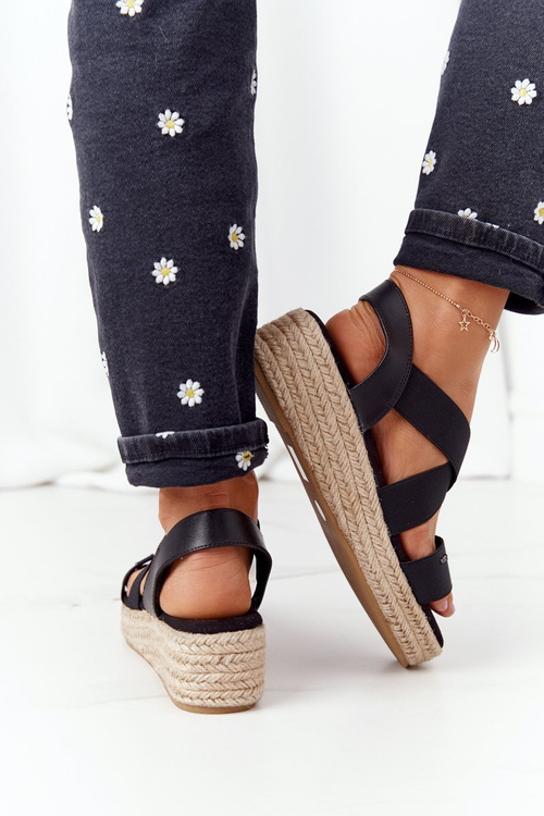 Sandały Na Koturnie Ze Ściągaczem Big Star HH274411 Czarne