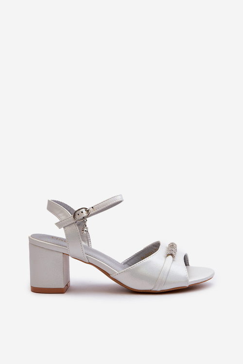 Sandały Damskie Eko Skórzane Na Słupku Z Ozdobami Srebrne Narhi