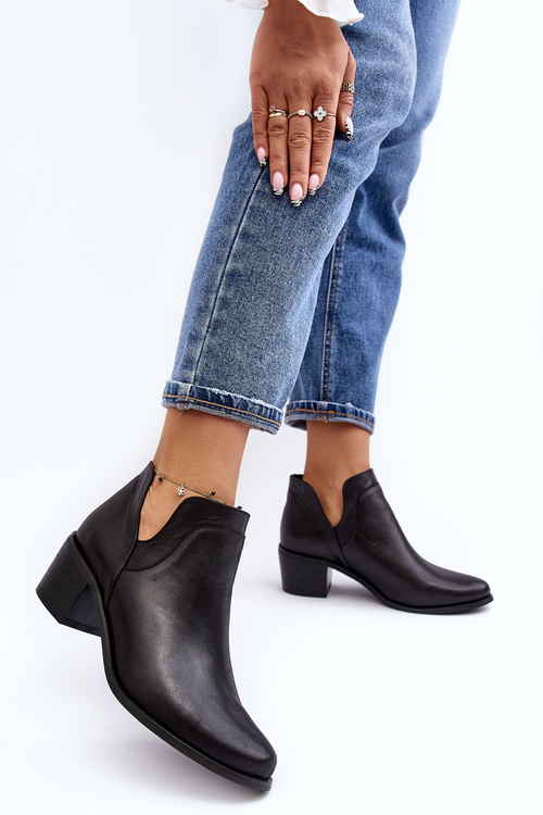 Skórzane Botki Z Wycięciami Na Obcasie Czarne Dalros