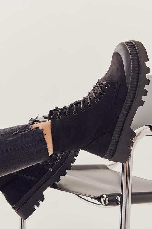 Zamszowe Trapery Na Platformie Czarne Here I Am