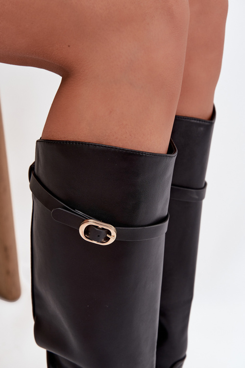 Kozaki Damskie Na Płaskim Obcasie Z Paskiem I Złotą Klamrą Czarne Sylvena