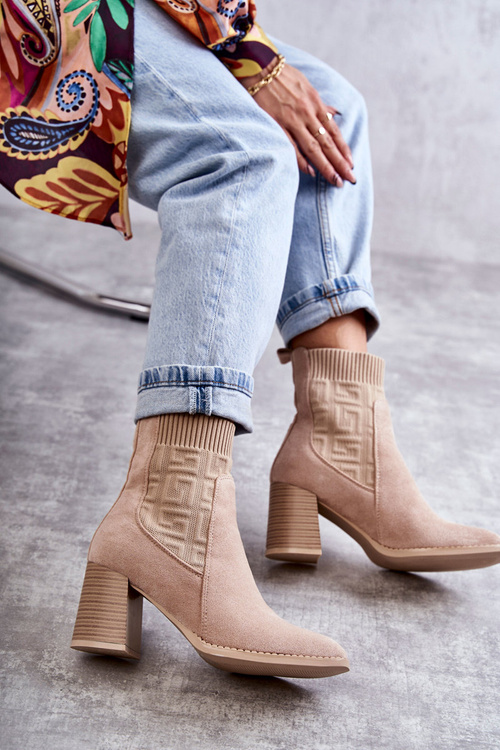 Damskie Zamszowe Botki Ze Skarpetą Beżowe Montes