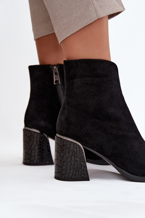 Zamszowe Botki Damskie Na Słupku Z Tłoczeniem Ocieplane Vinceza 66801 Czarne