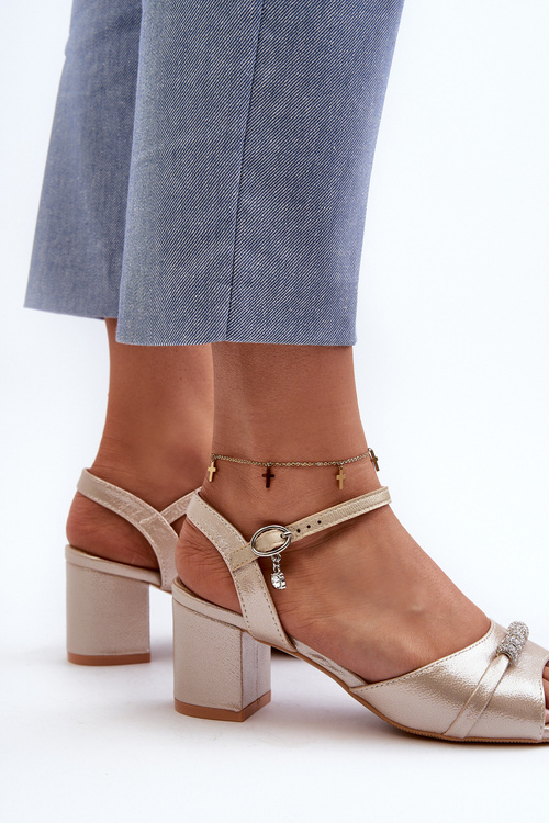 Sandały Damskie Eko Skórzane Na Słupku Z Ozdobami Złote Narhi