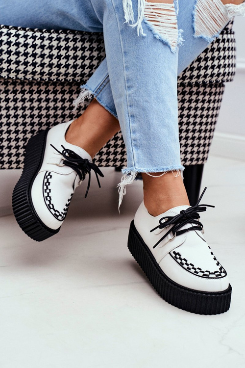 Białe Skórzane Creepersy na Platformie Gocain