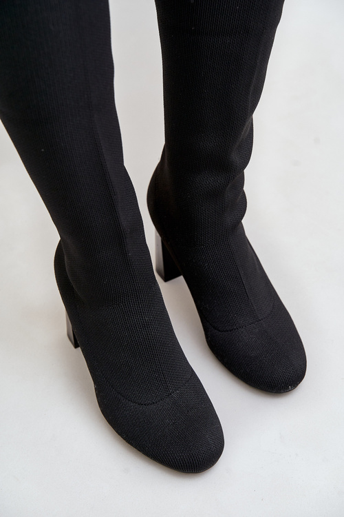 Kozaki Ze Skarpetkową Cholewką Za Kolano Na Słupku Czarne Esanira