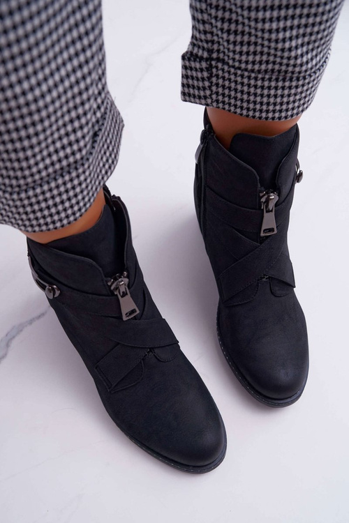 Botki Damskie Na Słupku Zamszowe Czarne Brave