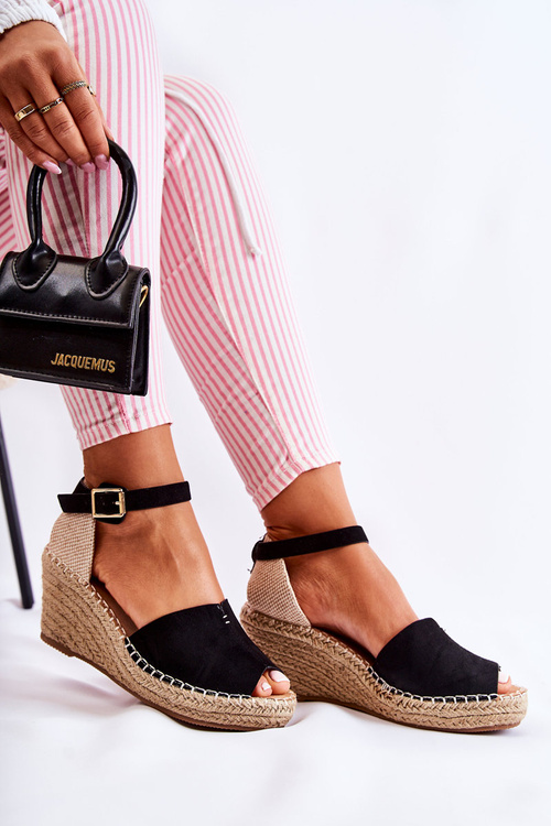 Wygodne Damskie Sandały Na Koturnie Czarne Dellia