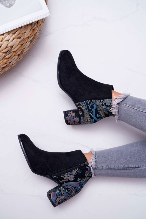 Botki Damskie Na Słupku Sergio Leone W Kwiaty Folk Czarne Eros2