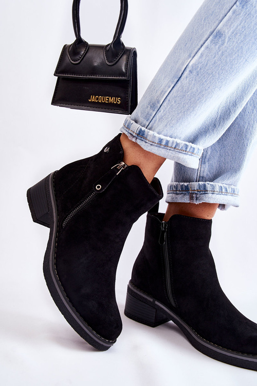 Zamszowe Botki Na Niskim Słupku Czarne Laurisa