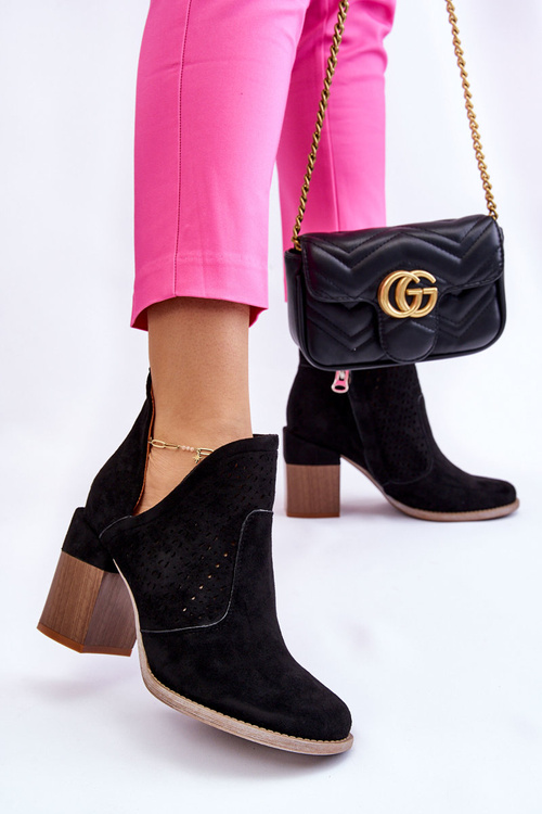 Zamszowe Botki Z Wycięciem Czarne Layne