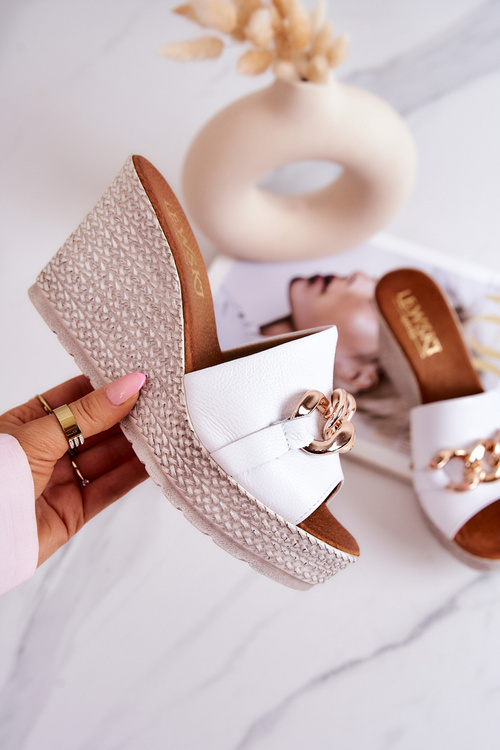 Skórzane Klapki Na Koturnie Lewski 3062 Białe