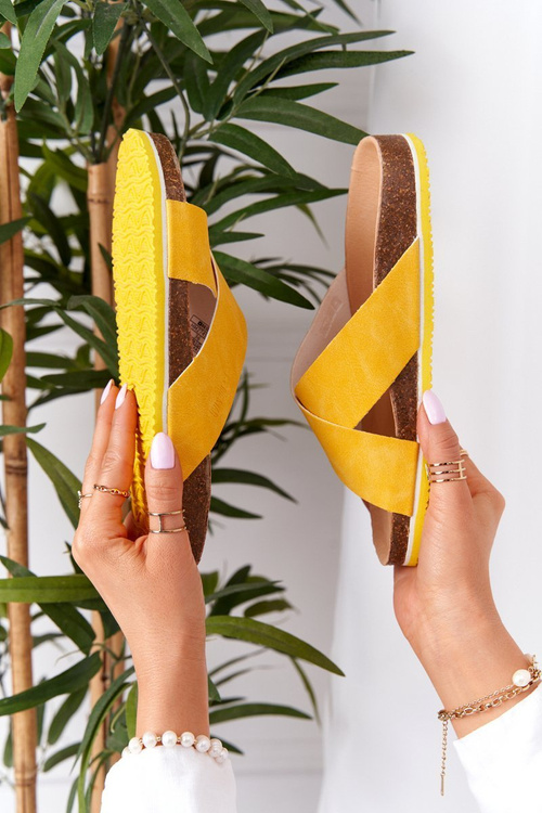 Skórzane Profilowane Klapki Big Star HH274596 Żółte