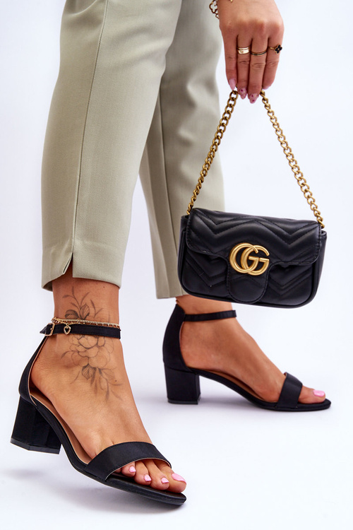 Satynowe Sandały Na Niskim Obcasie Czarne Juliet