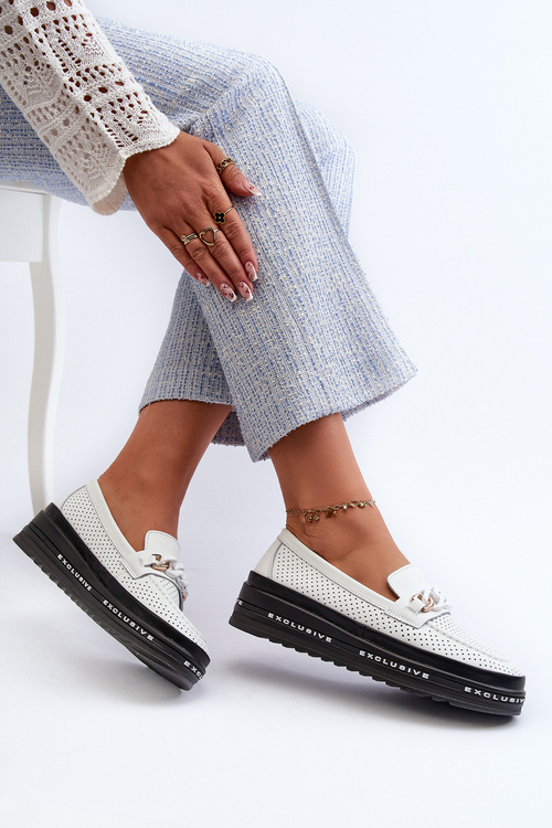 Mokasyny Damskie Skórzane Na Platformie Z Łańcuchem S.Barski LR618 Białe