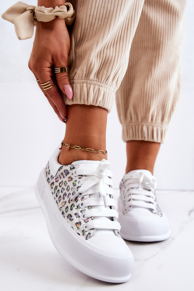 Damskie Trampki Na Platformie GOE JJ2N4075 Białe