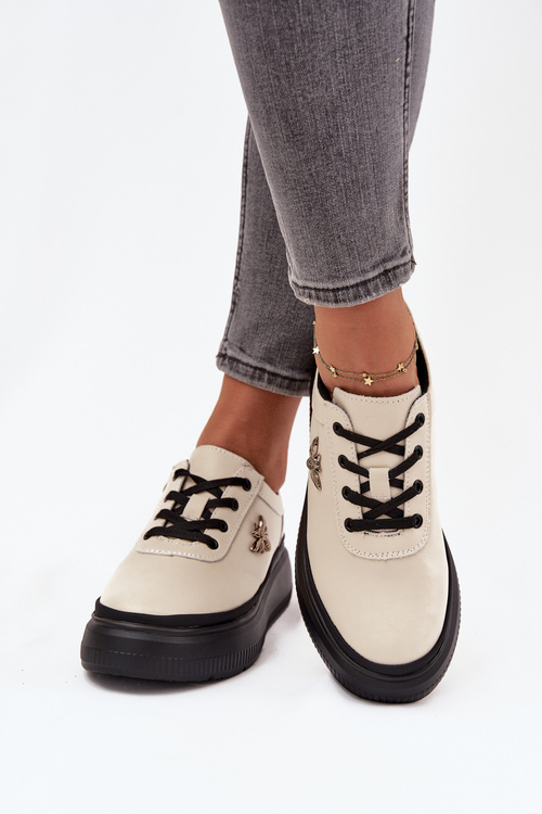 Skórzane Półbuty Damskie Na Platformie Z Przypinką Vinceza 41495 Beżowe