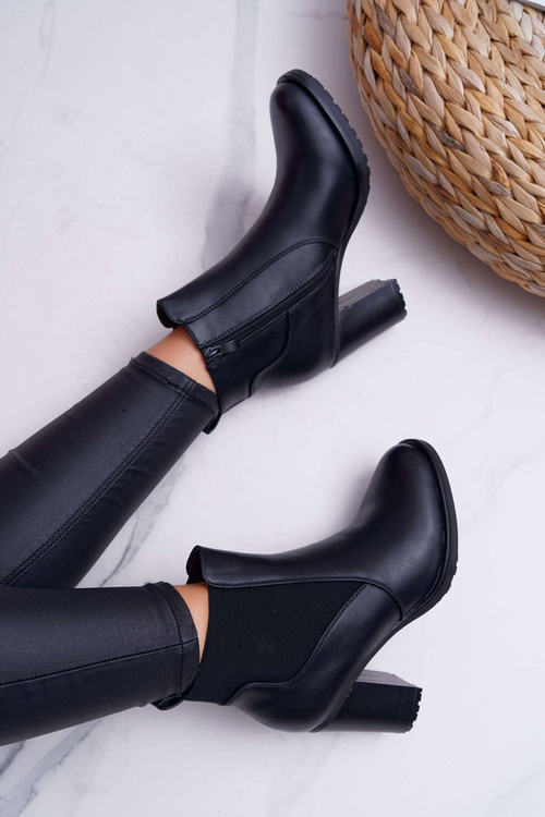 Botki Damskie Na Słupku z Zamkiem Czarne Beloved