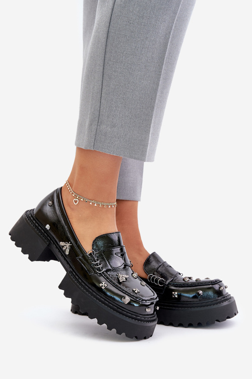 Skórzane Lakierowane Półbuty Damskie Z Ozdobami D&A MR880-103 Czarne