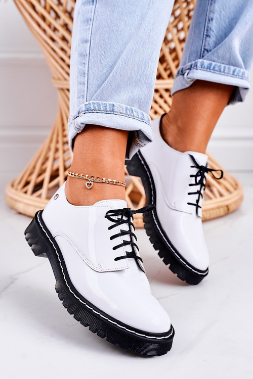 Damskie Skórzane Półbuty Oxfordy Maciejka 04087-11 Białe Lakierowane