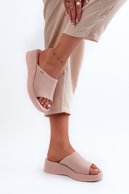 Pachnące Klapki Damskie Na Koturnie ZAXY LL285083 Jasnoróżowe