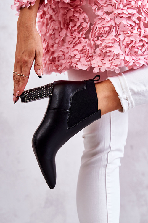 Eleganckie Botki Na Słupku Z Dżetami Czarne Elinor