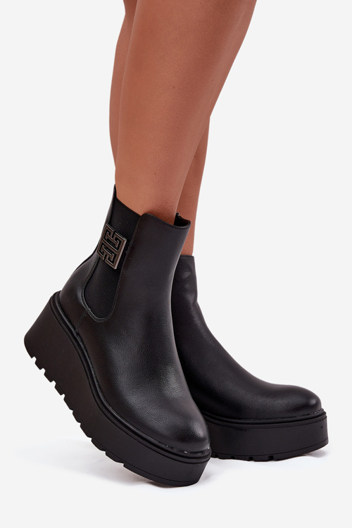 Ocieplane Botki Damskie Na Koturnie Z Ozdobnym Detalem Vinceza 58551 Czarne