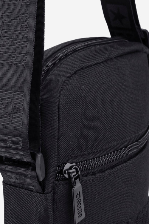 Torebka Saszetka Big Star OO574110 Czarna