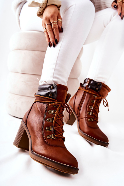 Botki Na Słupku Ocieplane Camel Charmmis