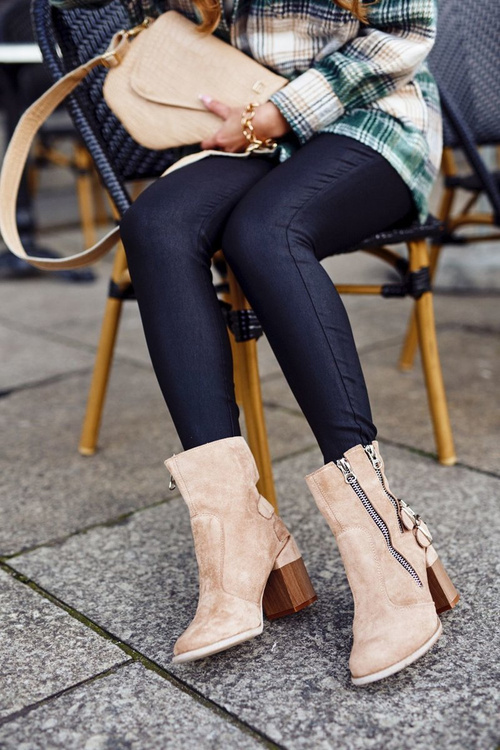 Botki Damskie Na Słupku Zamszowe Beżowe Anabelle