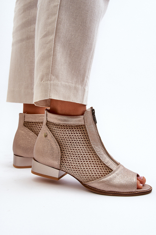 Skórzane Botki Damskie Na Płaskim Obcasie Z Odkrytymi Palcami Maciejka 06413-25 Złote