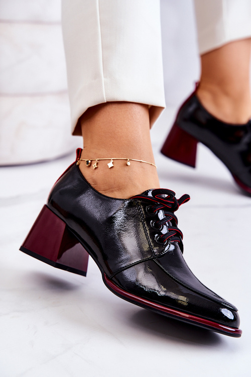 Lakierowane Wiązane Półbuty Na Słupku Czarno-Czerwone Esmera