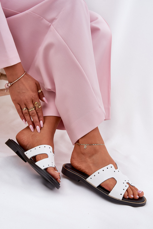 Zazoo 40326 Lakierowane Damskie Klapki Z Ozdobnymi Wycięciami Białe