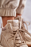 Trapery na platformie Lee Cooper LCJ-22-44-1352L Beżowe