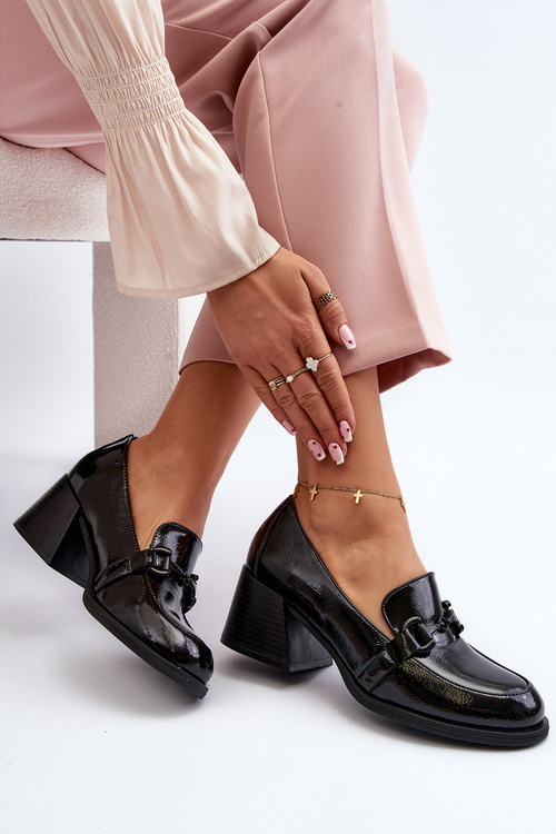 Lakierowane Półbuty Na Obcasie Czarne Nireva