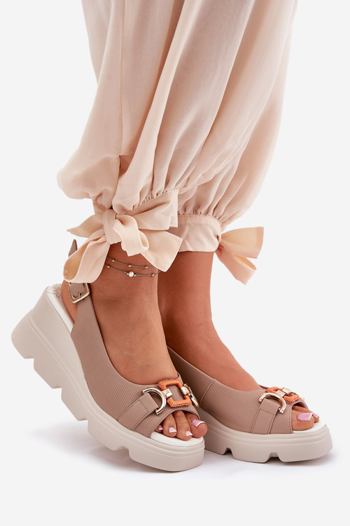 Skórzane Sandały Damskie Na Koturnie I Platformie Z Ozdobą Artiker 56C2208 Ciemnobeżowe