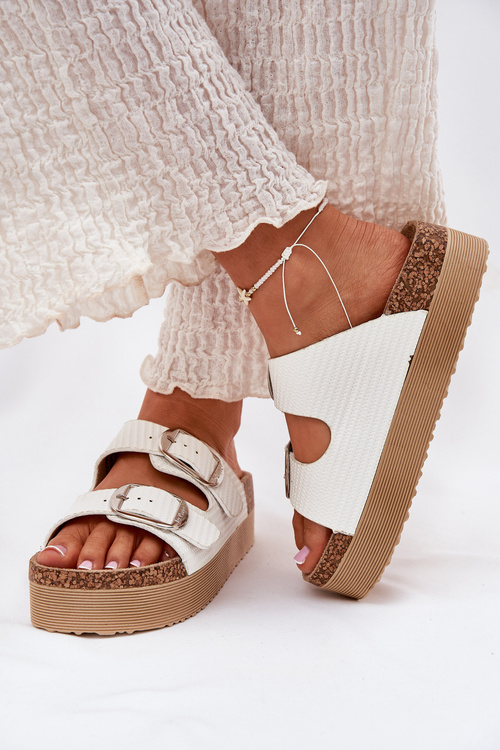 Klapki Damskie Platformie Z Klamrami Lee Cooper LCW-25-35-3496L Białe