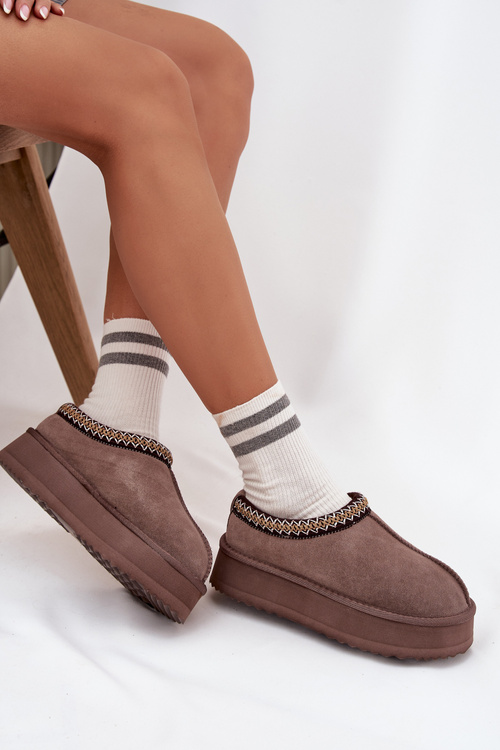 Niskie Zamszowe Śniegowce Damskie Z Haftem Na Platformie Vinceza 97960 Brązowe