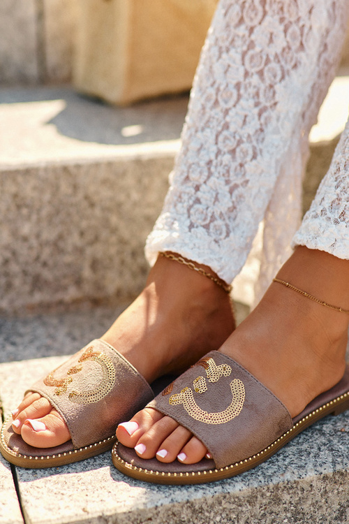 Damskie Płaskie Klapki Z Cekinami S.Barski KV27-052 Brązowe