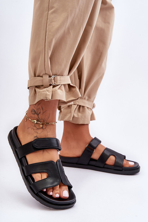 Skórzane Klasyczne Klapki Damskie Na Rzep Czarne Amedon